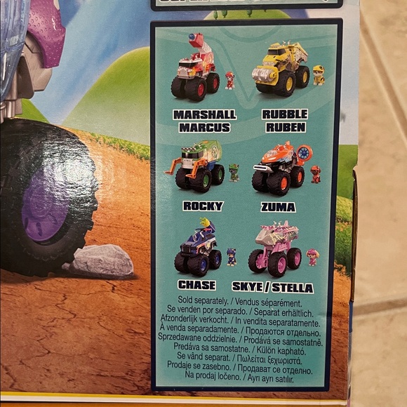 •PAW PATROL• ROXI Rescue Wheels Vehicle toy >> Target exclusive NWT NIB - Picture 13 of 16